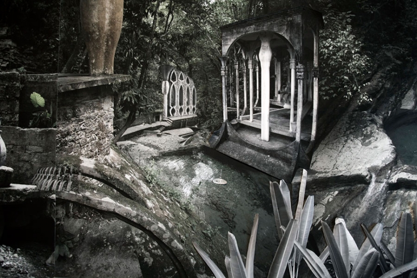 http://xlupeapps.mirunadragan.com/files/gimgs/th-6_Dragan04-XilitlaForever_detail1-web_v2.jpg